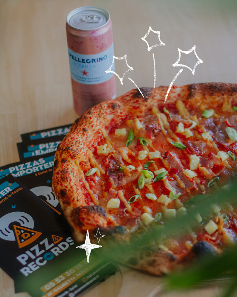 Pizza du mois de juin chez Pizza Records Sarlatr, la Heretic Ananas